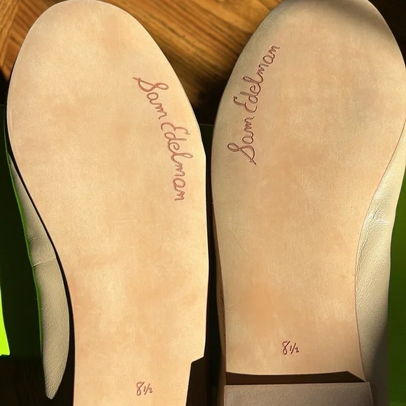 🎉NWOTINBOXSamEdelman BeigeBallet Flat8.5 MClassicStyle&Color TimelessAllSeasons